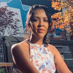 Meet your Posher, Hellen